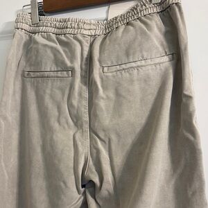 Zara women Cream Joggers